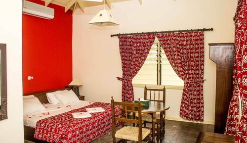 Chambre Standard Double ou avec lits jumeaux