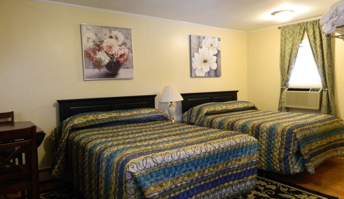 Chambre, 2 grands lits