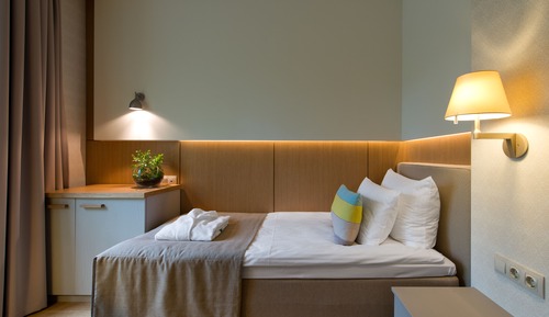 Chambre Simple (with Spa Access)