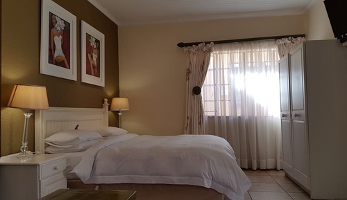 Chambre Deluxe (Double Room)