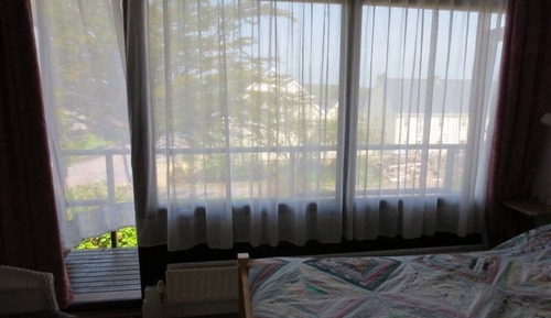 Chambre Double, salle de bains attenante