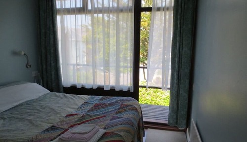 Chambre Simple, salle de bains privée