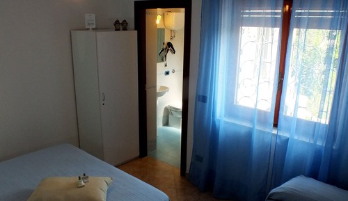 Chambre Double, 1 chambre