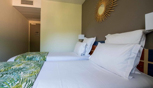 Chambre Standard, 2 lits une place