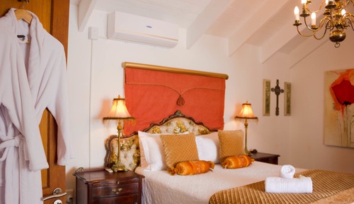 Chambre Double Confort, 1 grand lit