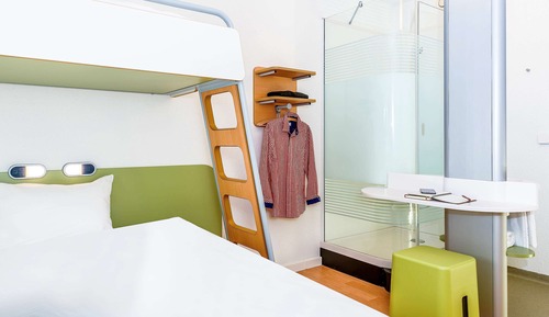 Chambre Triple, plusieurs lits