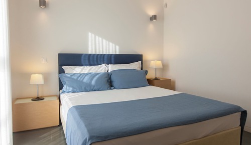 One-Bedroom Apartment with Extra bed