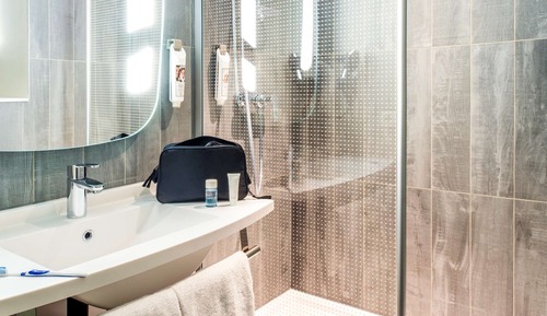 Chambre Standard, 2 lits une place