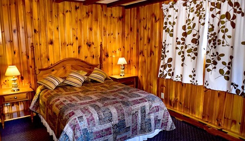 Chambre Lune de Miel, 1 grand lit, bain à remous, vue plage