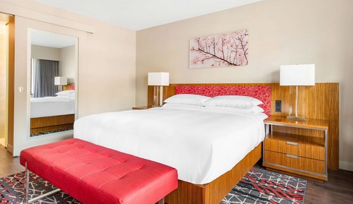 Suite, 1 chambre, accessible aux personnes à mobilité réduite, non-fumeurs (Roll In Shower)