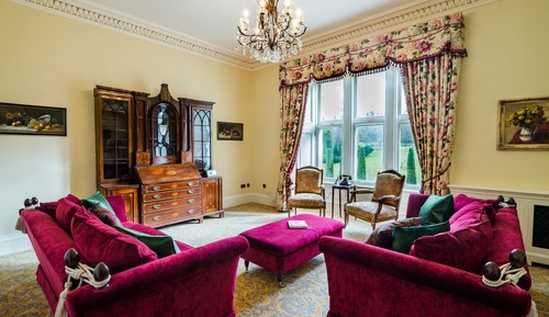 Castle Downie Suite