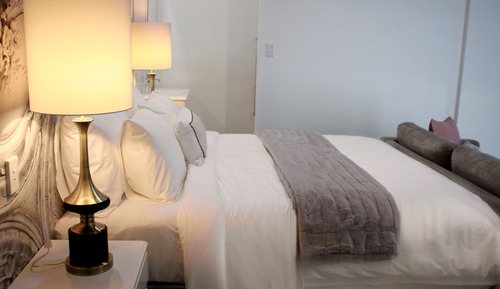Suite Luxe, 1 très grand lit, non-fumeurs, vue piscine