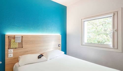 Chambre, 1 lit double, salle de bains privée (Cabrio)