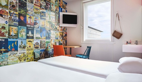 Chambre, 2 lits une place (Side Car)