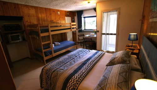 Chambre Quadruple Classique, 1 chambre, réfrigérateur, rez-de-chaussée
