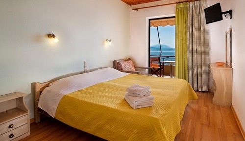 Chambre avec lits jumeaux, vue mer