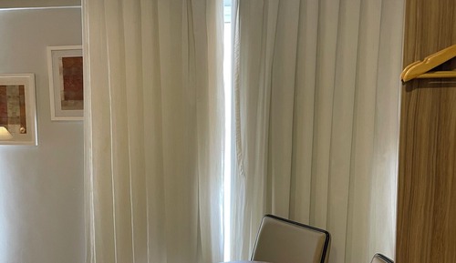 Chambre Deluxe avec lits jumeaux, climatisation, vue ville