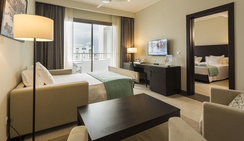 Chambre Familiale, vue mer