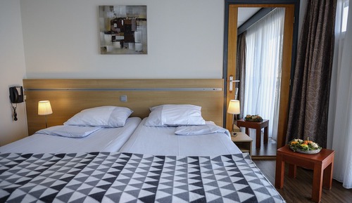 Chambre Simple, non-fumeurs, vue canal