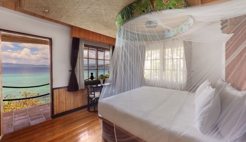 Chambre, 1 très grand lit (Ylang-Ylang)