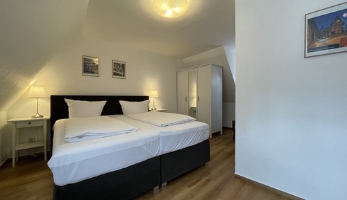Appartement Deluxe, 2 chambres, balcon, vue ville (Number 04)