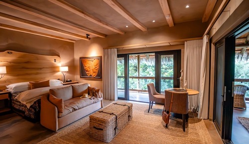 Suite Royale (River Lodge:  Royal Suite)