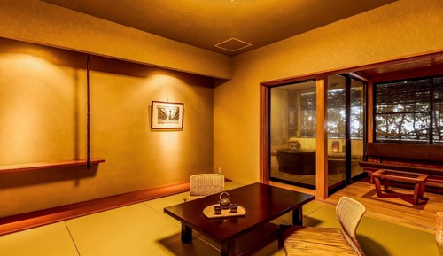 Chambre Supérieure, non-fumeurs (Japanese Style with Open-air Bath 3P)