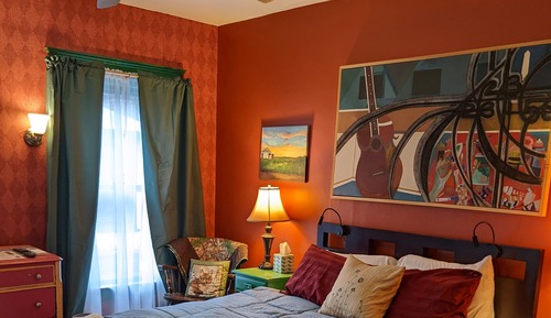 Chambre (The New England Room)