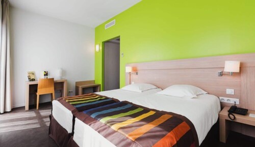 Chambre Double Confort, 1 grand lit