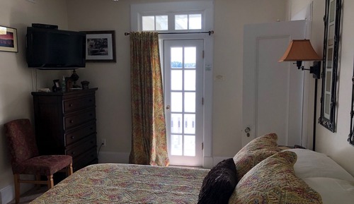 Chambre, balcon, vue lac