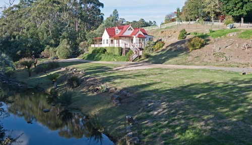 Cottage Romantique, vue fleuve (Emily)