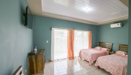 Chambre Supérieure, 2 lits doubles