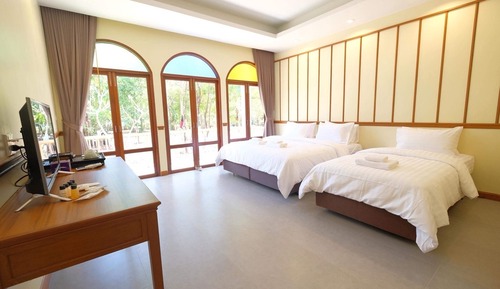 Chambre Triple Deluxe, 1 chambre, balcon, vue jardin