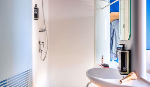 Chambre Standard, 1 lit double (160x190cm)