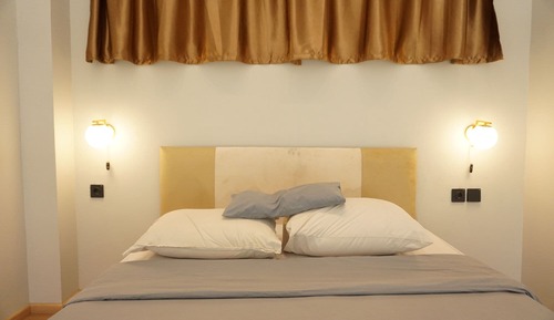 Chambre Double Familiale, 1 grand lit et 1 canapé-lit