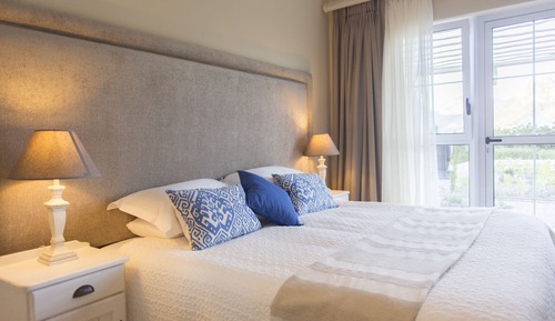 Chambre, vue montagne