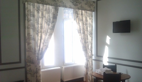 Suite Familiale, salle de bains attenante