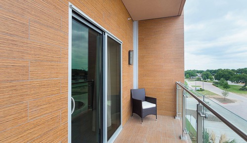 Suite, 1 très grand lit et 1 canapé-lit, balcon (Mobility Accessible, Tub)