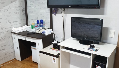 Chambre Double (PC Room)
