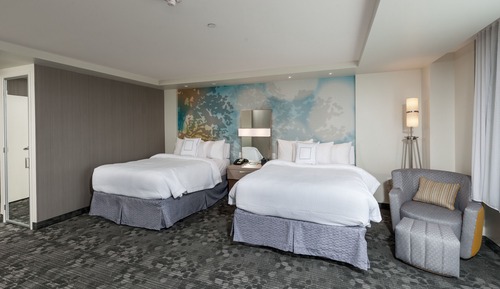 Chambre, 2 grands lits (Mobility Accessible, Roll-In Shower)