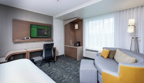 Chambre, 1 très grand lit et 1 canapé-lit (Mobility Accessible, Tub)