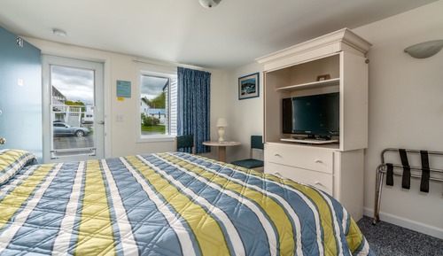 Chambre, 1 très grand lit