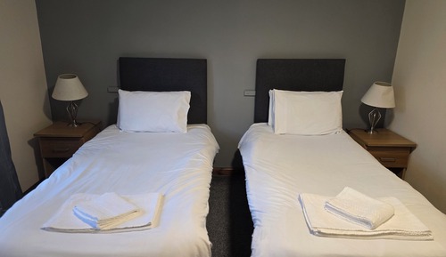Chambre avec lits jumeaux