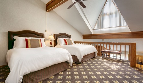 Loft Deluxe (Heather Highlands Inn Pleasantview)