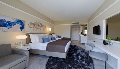 Standard Quadruple Sea View, 2 Adults + 2 Children
