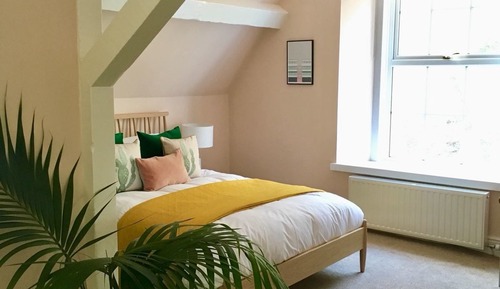Chambre Double Luxe (The Classroom)