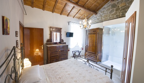 Chambre Double Romantique, vue colline (Dei Cuori)
