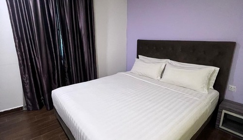 Chambre Deluxe, 1 grand lit (With Window)