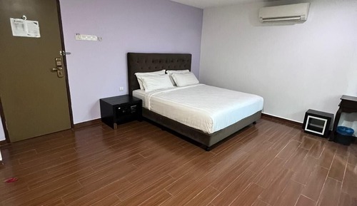 Chambre Deluxe, 1 très grand lit (With Jacuzzi)