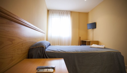 Chambre Simple Standard, salle de bains privée